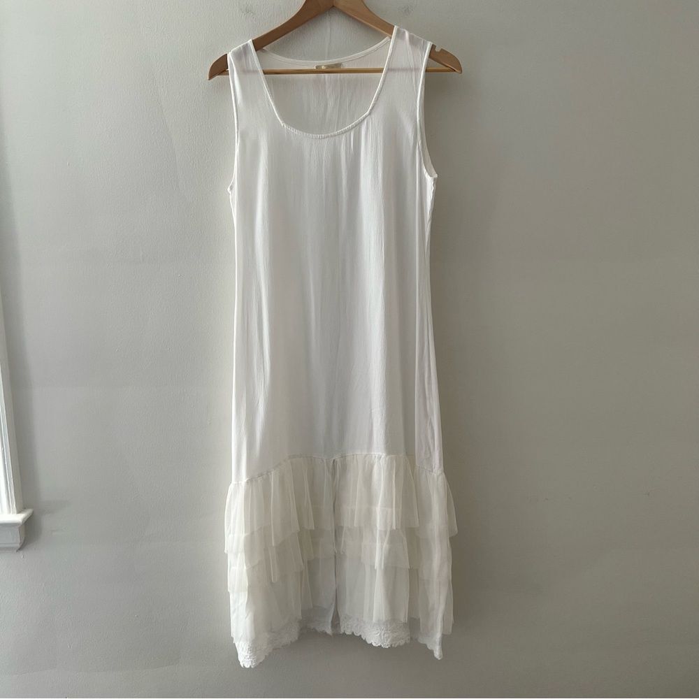 Nataya Dress White Tiered Tulle Eyelet Sleeveless Size Medium Romantic Bridal